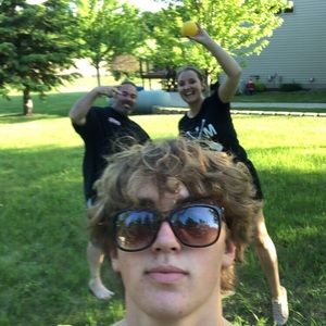 Meet your Posher, Mitchell